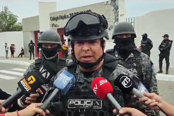 Ofrecen 10 mil dólares por asesinar a policías en Nueva Prosperina, el barrio más peligroso de Ecuador