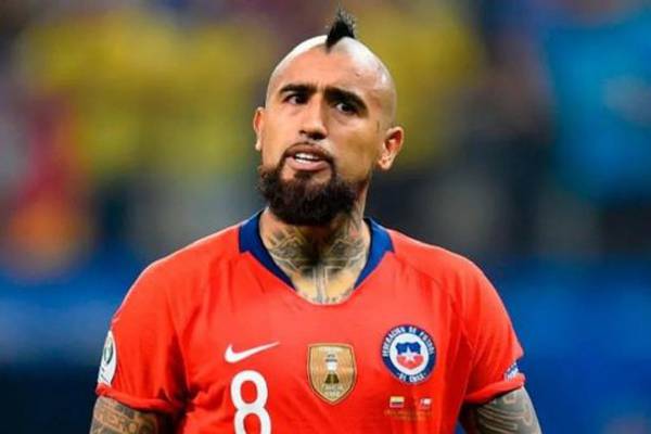Aunque no lo creas Arturo Vidal, jugador de Chile, estuvo apoyando a Ecuador ante Senegal