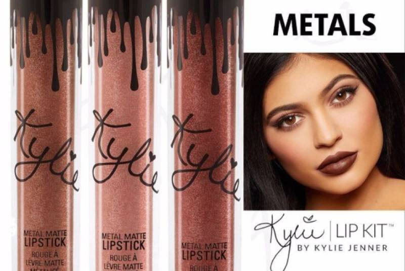 Sombras de Kylie Jenner ¿son copia de otra marca de cosméticos? – Metro  Ecuador