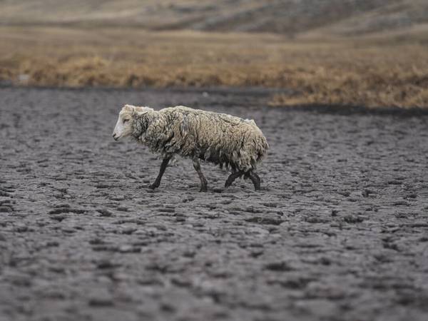 Una laguna entera desaparece en los Andes de Perú por sequía