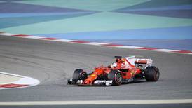 Vettel vuelve a derrotar a Hamilton y se queda con el GP de Bahréin