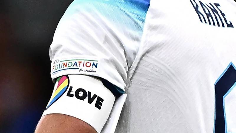 FIFA no permite el brazalete ‘One Love’ en Qatar 2022 e impone duras sanciones capitanes que lo usen