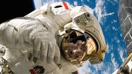 La NASA se enfrenta a una inédita escasez de astronautas: ¿Cómo te puedes convertir en un viajero espacial?