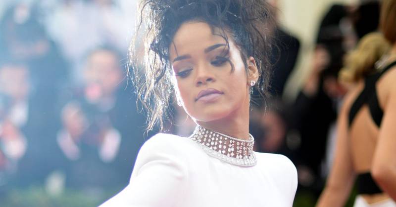 El ícono de la MET Gala, Rihanna, era una de las asistentes más esperadas durante el evento.