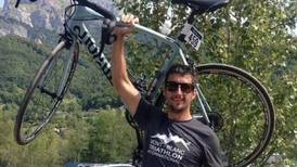 Cazador mata por error a ciclista, quien resultó ser un violador