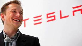 Elon Musk alerta que las fábricas de Tesla pierden miles de millones de dólares