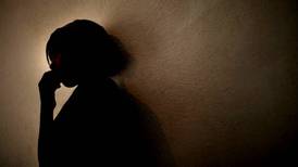 Joven de 17 años muerde los genitales de su presunto violador en Coahuila