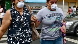 Coronavirus en Ecuador: caja de 20 mascarillas las venden en USD 60 en Guayaquil, denuncian ciudadanos