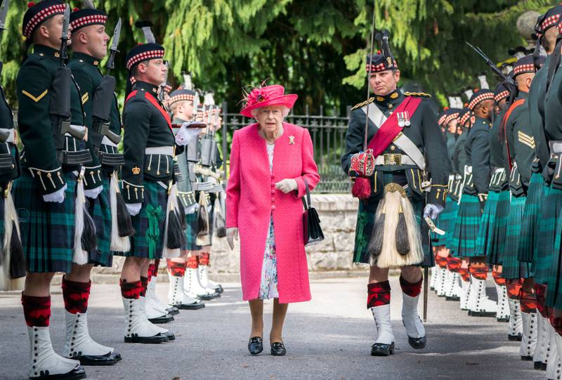 La reina permanece en la residencia de descanso ubicada en Escocia.