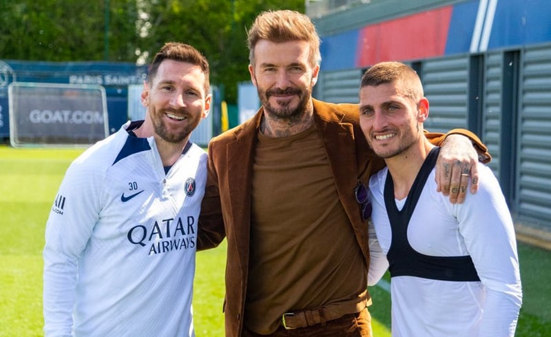 David Beckham visitó a Messi en el PSG.