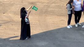 Mujer árabe celebra sola victoria en Catar y genera empatía de las fanáticas de occidente
