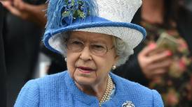Vea el acta de defunción de la reina Isabel II: Murió por “vejez”