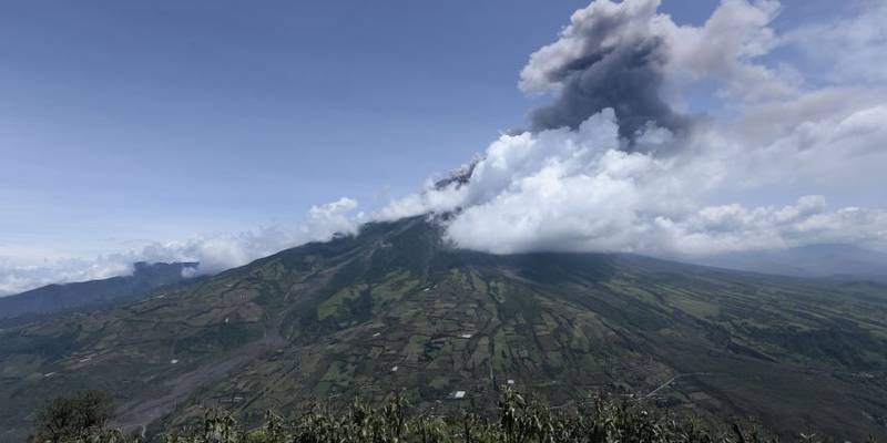 volcan-tungurahua-ecuador