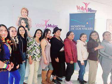 Más de 20 mujeres Shuar que viven en Quito recibieron atención ginecológica integral