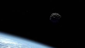 Gigantesco asteroide pasó muy cerca de la Tierra 