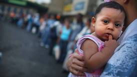 “Aquí no se puede vivir”:  el calvario de una mujer embarazada en Venezuela