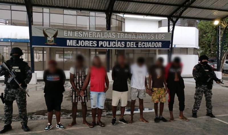 Esmeraldas: Atentado con armas largas deja un policía asesinado