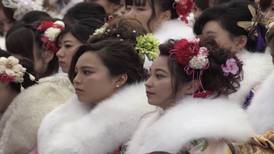 El tradicional rito con que los jóvenes japoneses comienzan a ser adultos