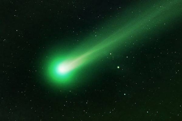 ¿A qué hora se podrá ver a simple vista el cometa verde en Ecuador?