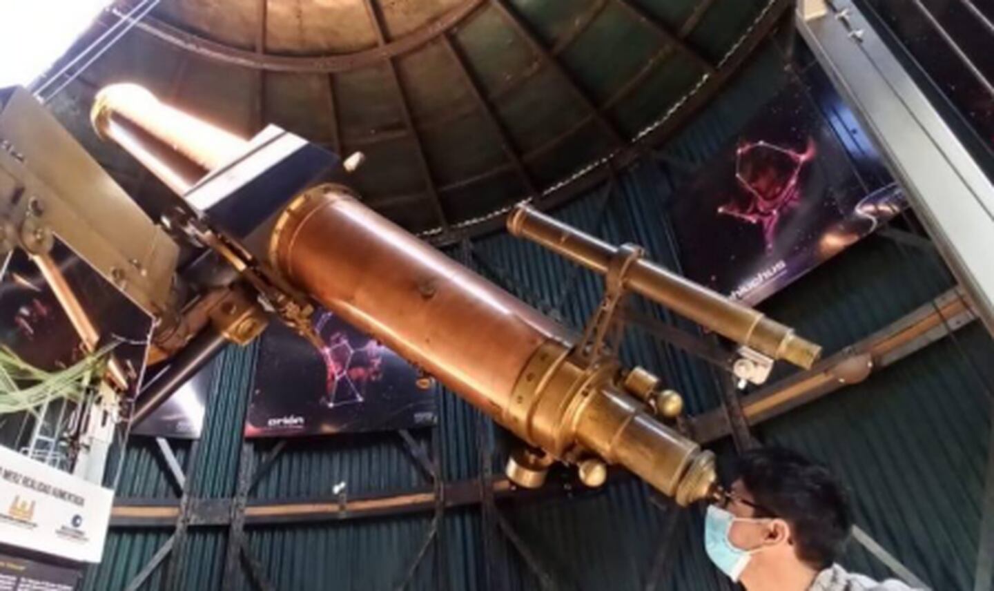 Imagen del telescopio Merz del Observatorio Astronómico
