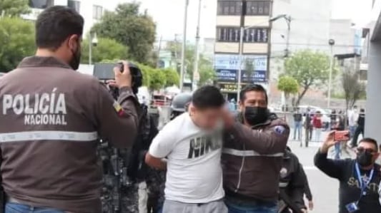 Alias ' Coliflor' al ingresar a una de las audiencias del caso