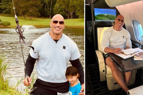 Dwayne Johnson cambia su look y luce divino a sus 50 años