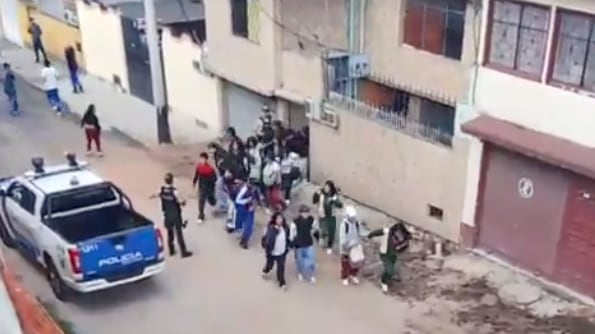 Denuncian fiestas clandestinas con menores en La Michelena, en el sur de Quito (VIDEO)