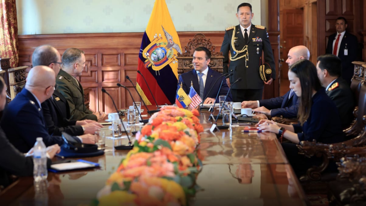 Presidente Daniel Noboa anuncia nueva fase contra el “narcoterrorismo” y la minería ilegal con apoyo de EE.UU.