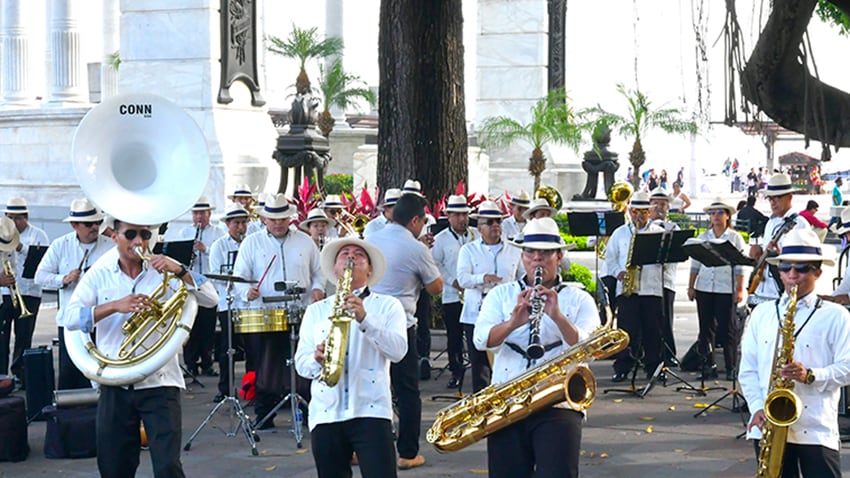 Conciertos, actividades familiares, parques acuáticos y eventos culturales formarán parte de la programación gratuita en distintos puntos de la ciudad.