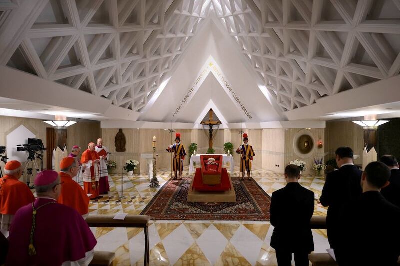 El Vaticano revela las primeras imágenes del Papa Francisco en su féretro: funeral será este sábado