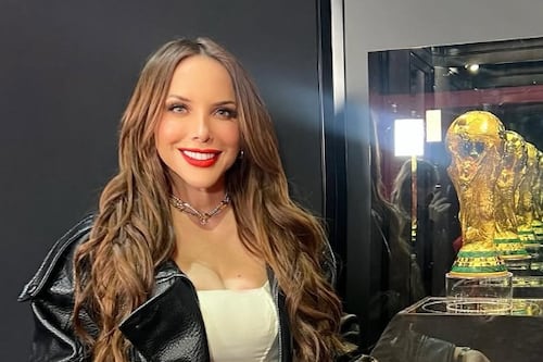 “Erika Vélez es nuestra copa del mundo”, así se vio la ecuatoriana junto al trofeo del Mundial