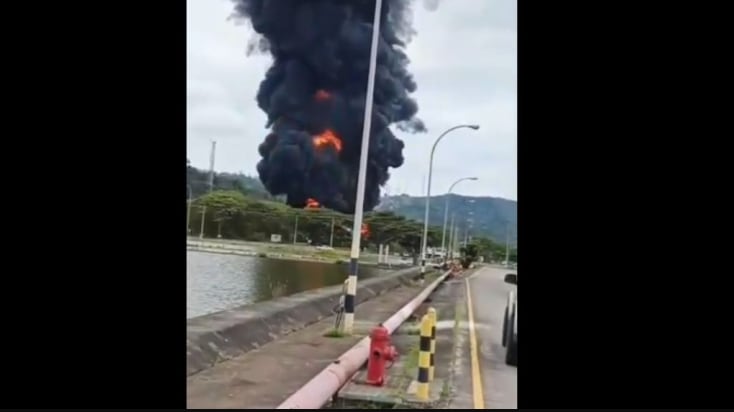 Incendio en la Refinería de Esmeraldas