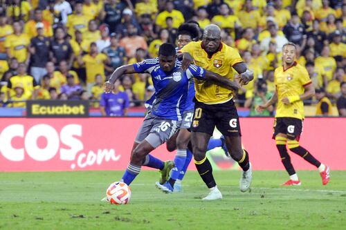 Barcelona se llevó el ‘Clásico del Astillero’ con doblete de Octavio Rivero y sigue líder de la LigaPro