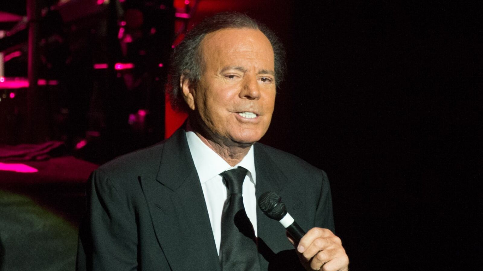 Julio Iglesias