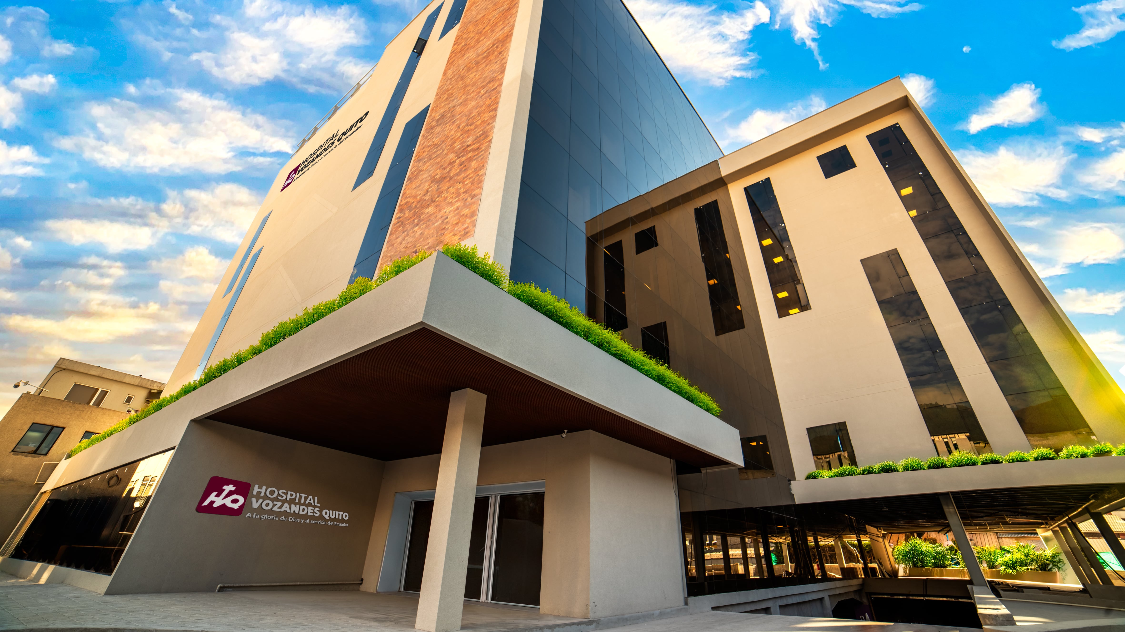 Nueva torre clínica del Hospital Vozandes Quito