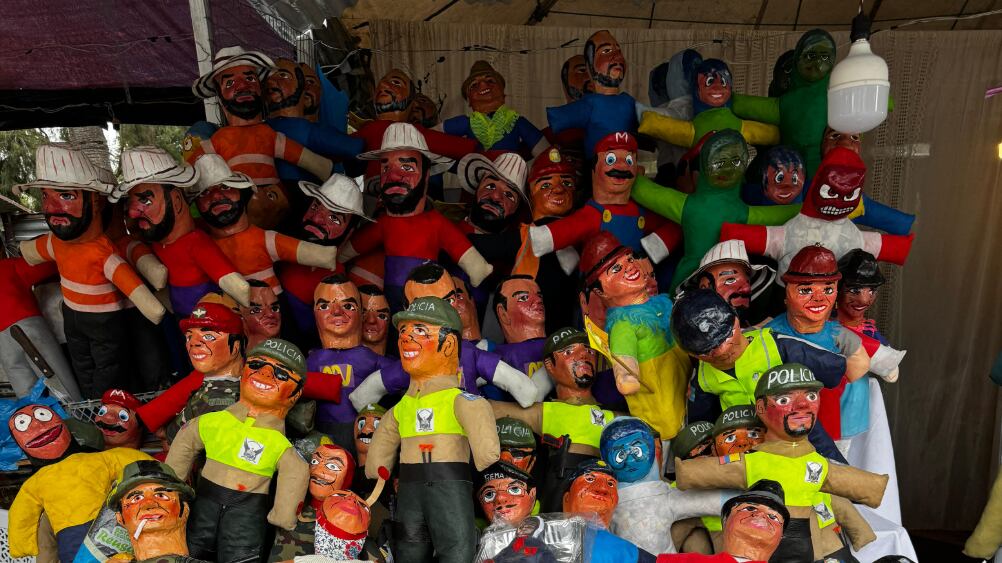 Precios de los monigotes en Quito: descubre cuáles son los más vendidos en 2024