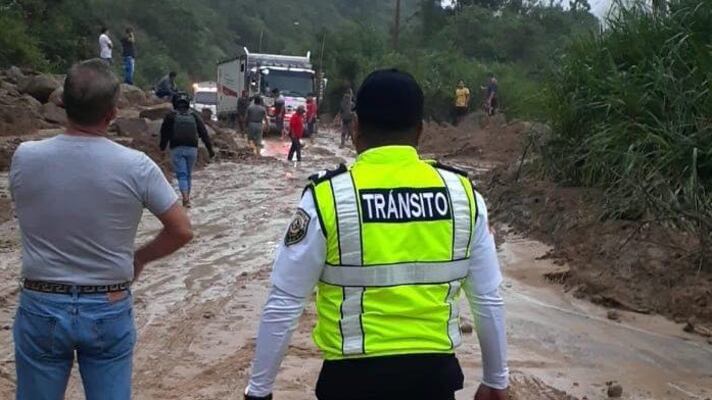 Vía Cuenca-Girón-Pasaje