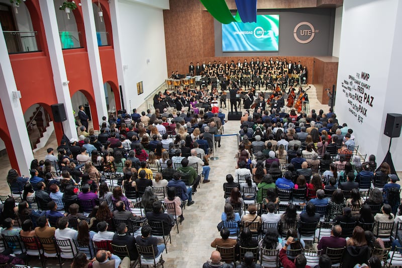 UTE reunió a más de 130 artistas para interpretar la Novena Sinfonía de Beethoven