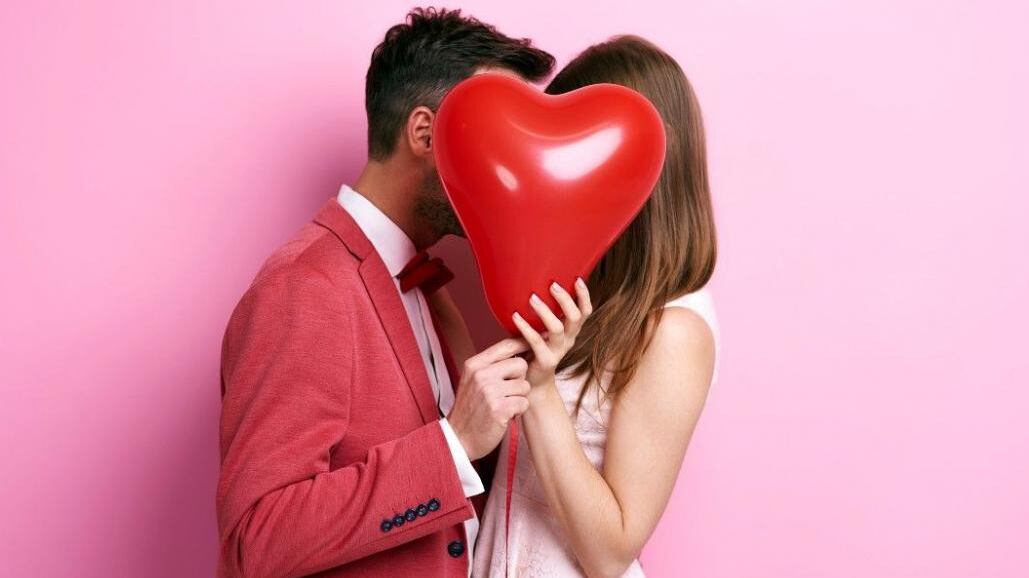 Alistan programas y eventos para celebrar el Día del Amor.