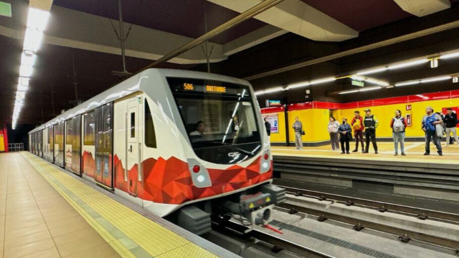 Metro de Quito: ¿Cuándo debes presionar el botón amarillo para abrir las puertas?