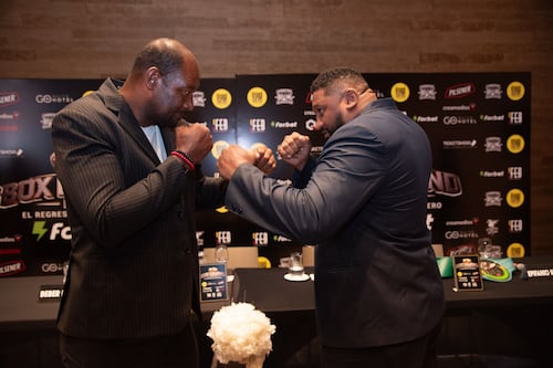 Beber Espinoza vs. Epifanio Mendoza: dos leyendas se citan en Quito para una despedida histórica del boxeo