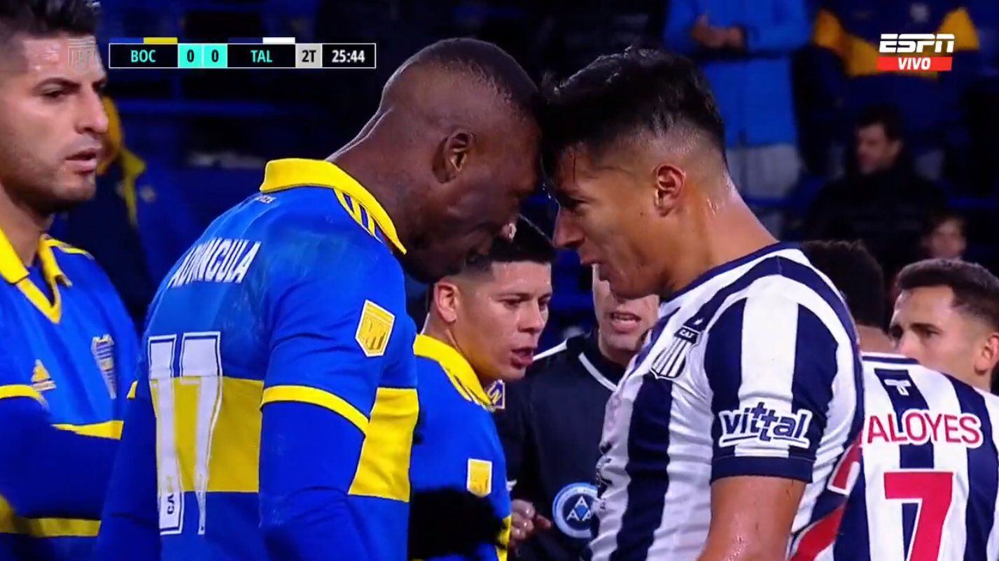 Alan Franco se 'frentea' con jugador de Boca Juniors