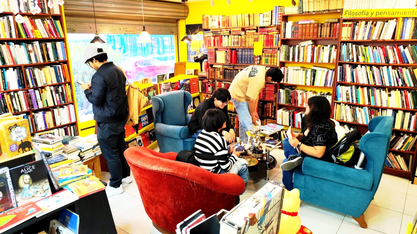 Famosa librería en Quito cumple 10 años y lo celebra con descuentos desde 1 dólar. Foto: Cortesía