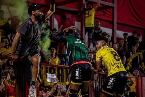 Barcelona SC usó imagen de Maradona para “picar” a Argentinos Jr.