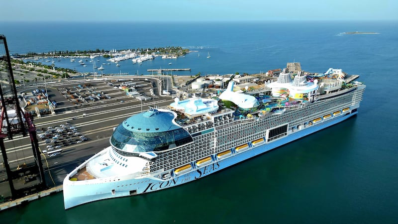 El mega crucero visitó el puerto de Ponce, se estima que aporte 4 millones de dólares e la economía.