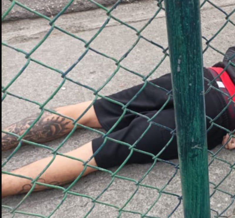 Tatuajes del joven asesinado en Mucho Lote 1