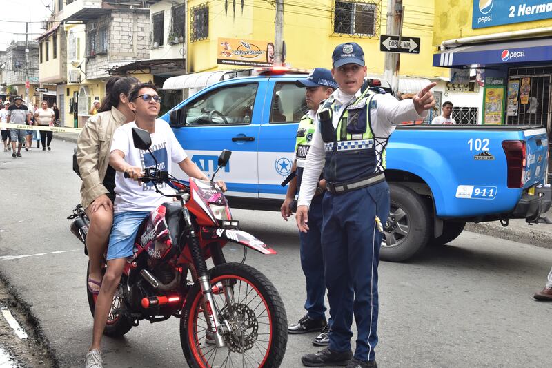 Semáforos dañados, congestión vehicular y vehículos abandonados figuran entre las principales incidencias reportadas por los ciudadanos