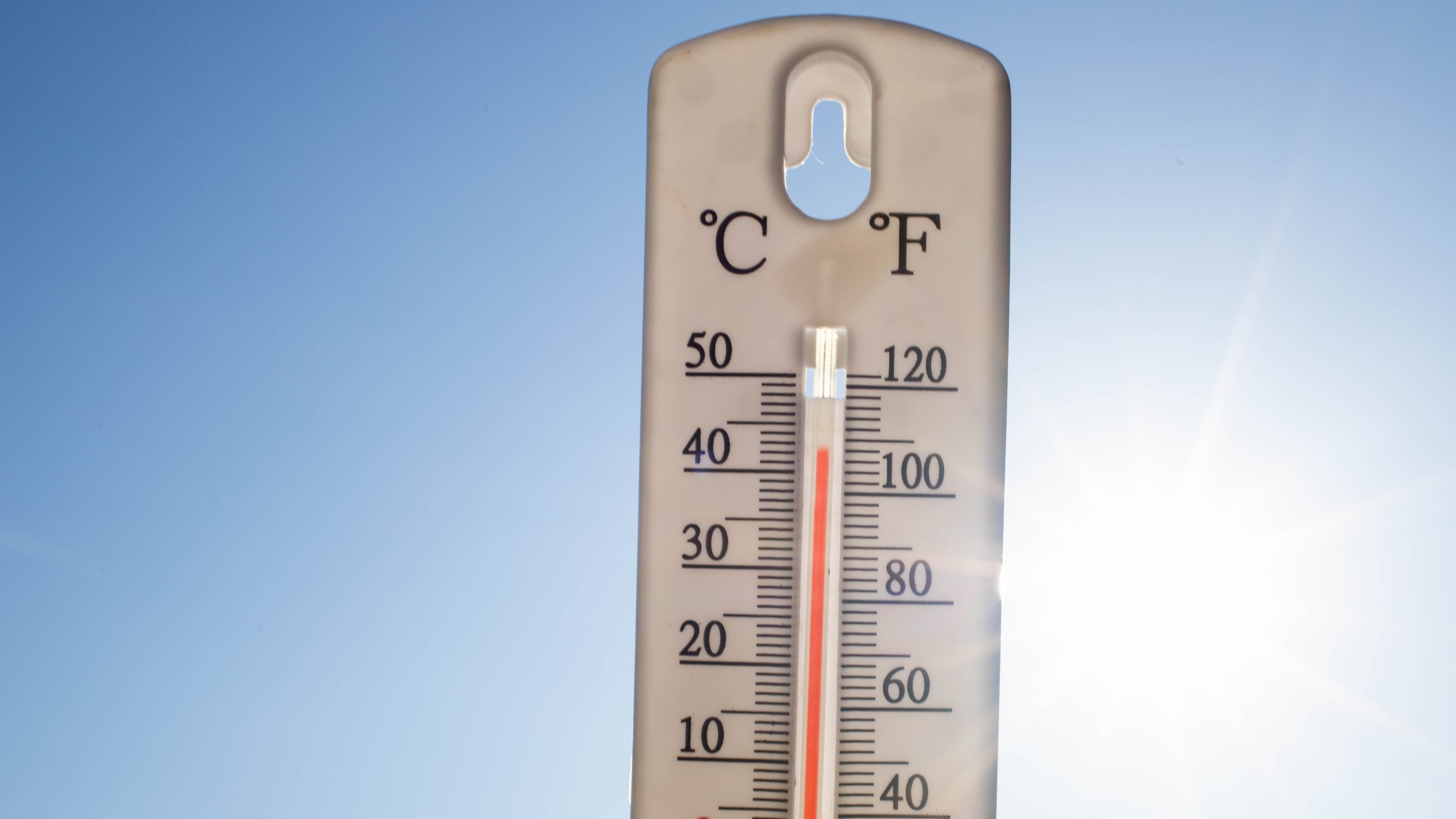 Amazonía y Oriente registran los niveles más altos de radiación ultravioleta este miércoles de Navidad.