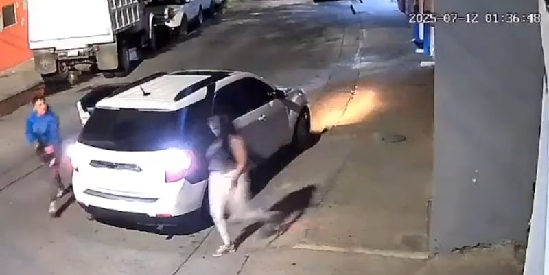 Mujer fue asesinada con un fusil por expareja