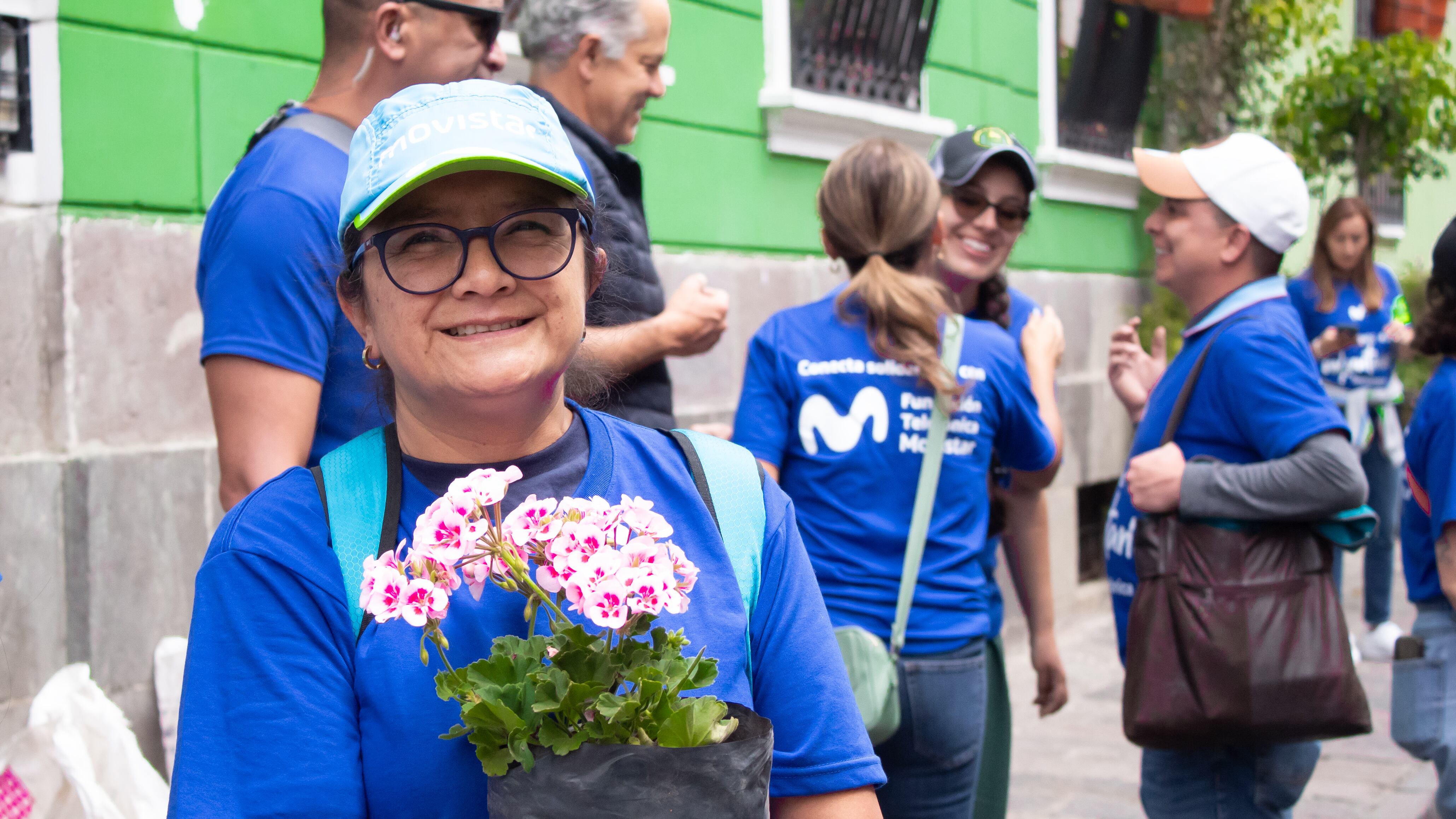 Voluntarios de Fundación Telefónica Movistar en Ecuador compartieron tecnología y mejoras con la comunidad de San Marcos
